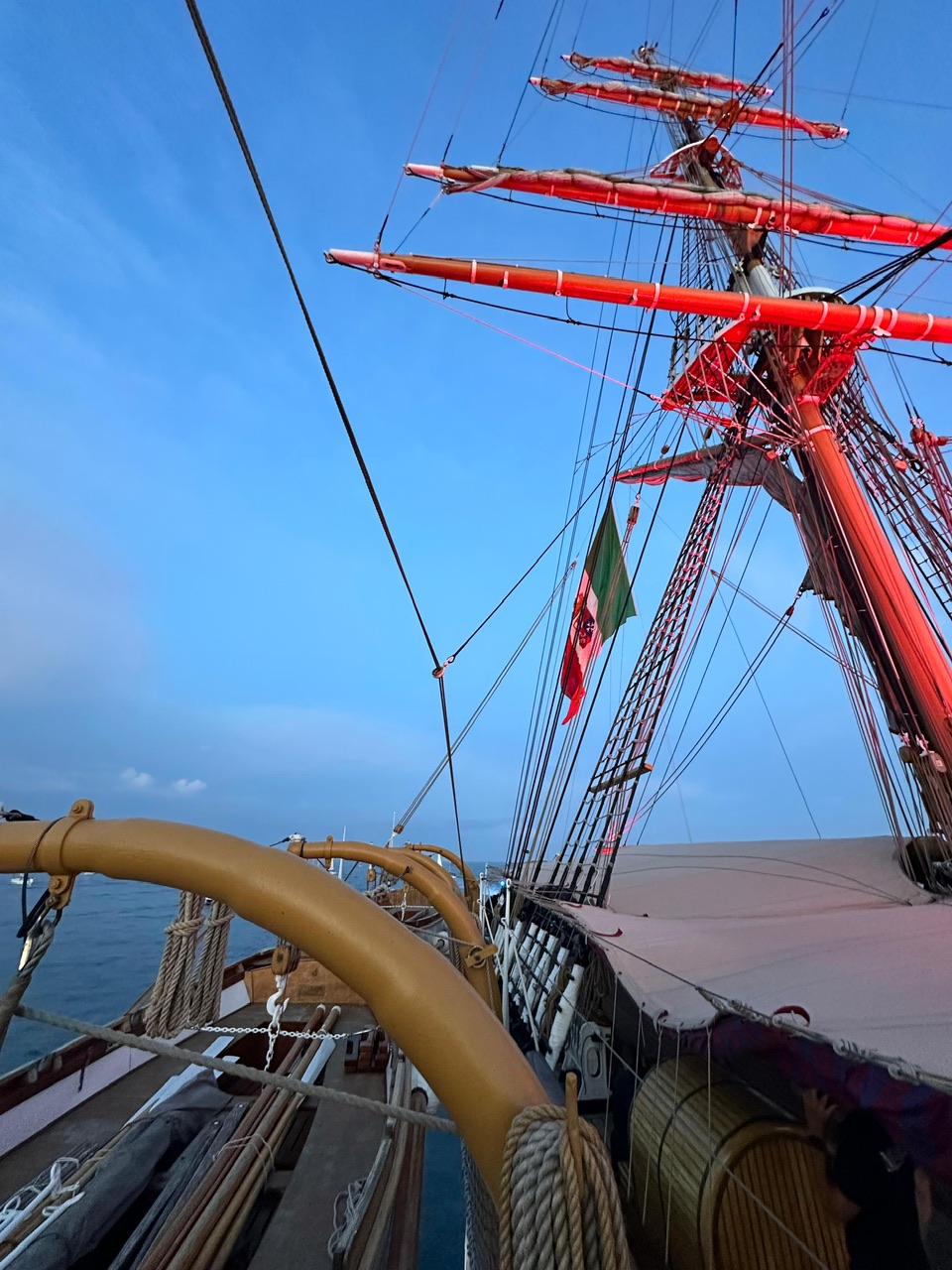 Il passaggio dell''Amerigo Vespucci